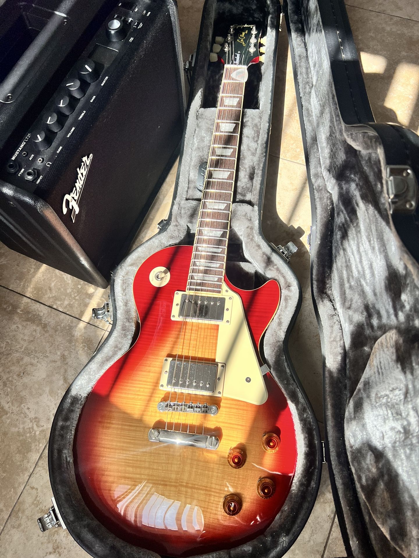 Les Paul Guitar