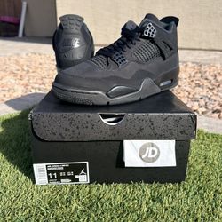 Nike Air Jordan 4 Retro Black Cat (2025)NEW/RECEIPT SIZE: 11 $450 FIRM ONLY! NO TRADES! NO SIZE SWAPS!