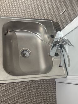 Sink used but like new