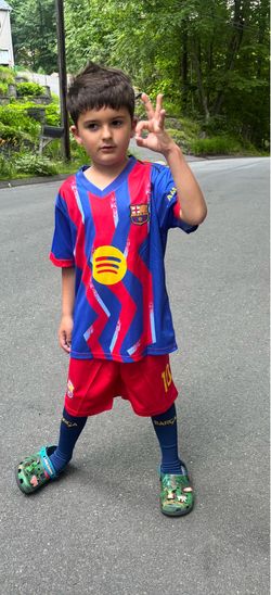 Lamine Yamar jersey brand new in original packaging. My son for modeling purposes.  Youth size  6-7