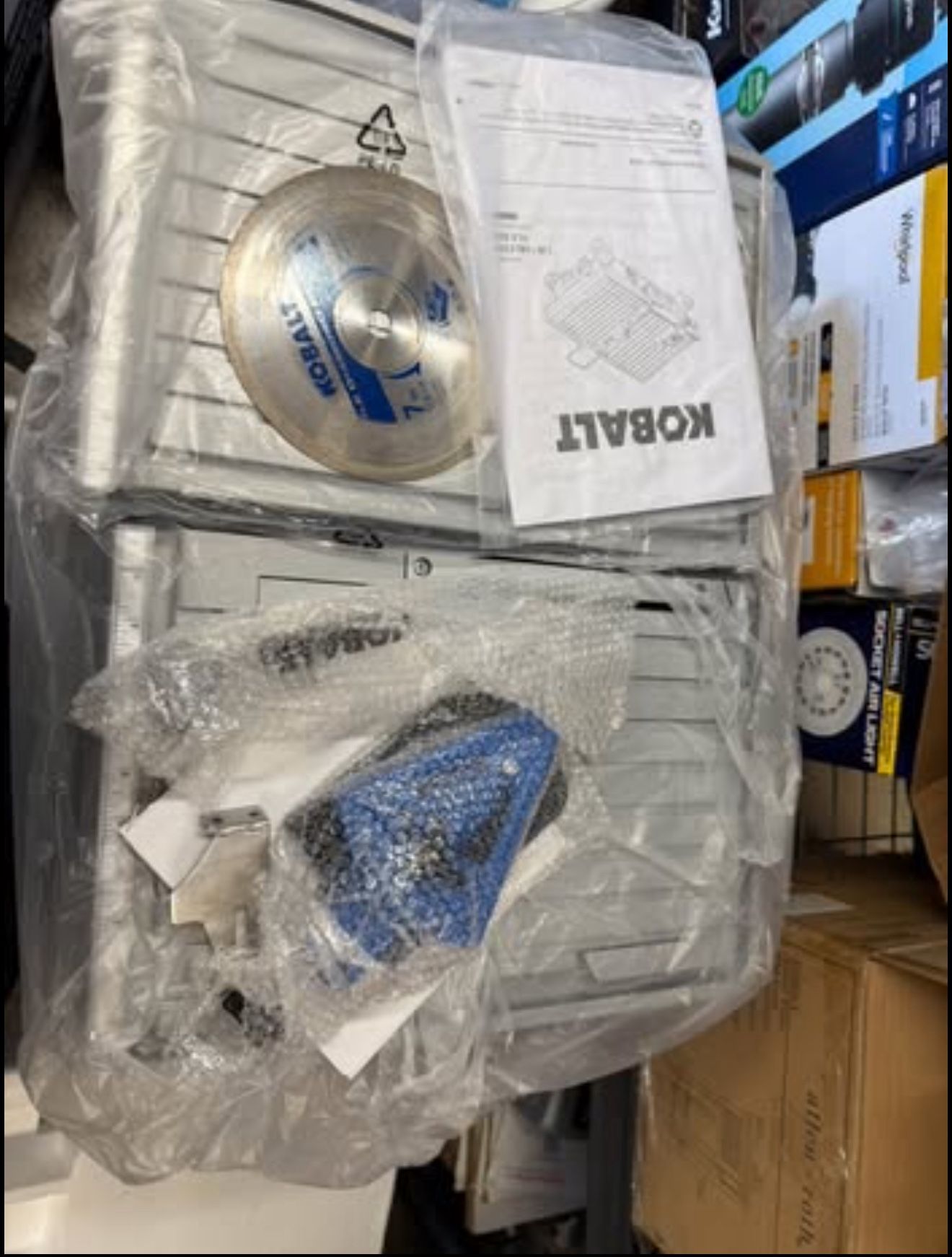 Kobalt 6 Amp 7.0 in Blade Wet Tabletop Sliding Table Tile Saw