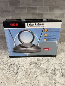 RCA INDOOR ANTENNA  VHF-UHF - FM STERO RECEPTION..NEVER  USED