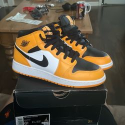 Air Jordan Big Kids Shoes Size 6.5