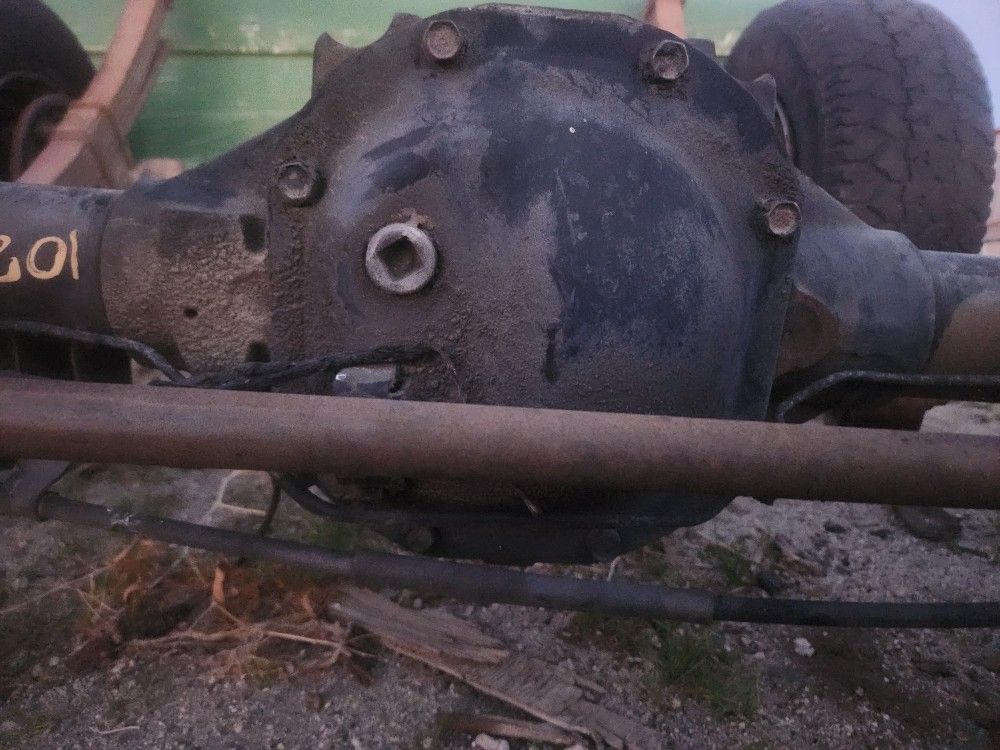 Dana 44 Rear End