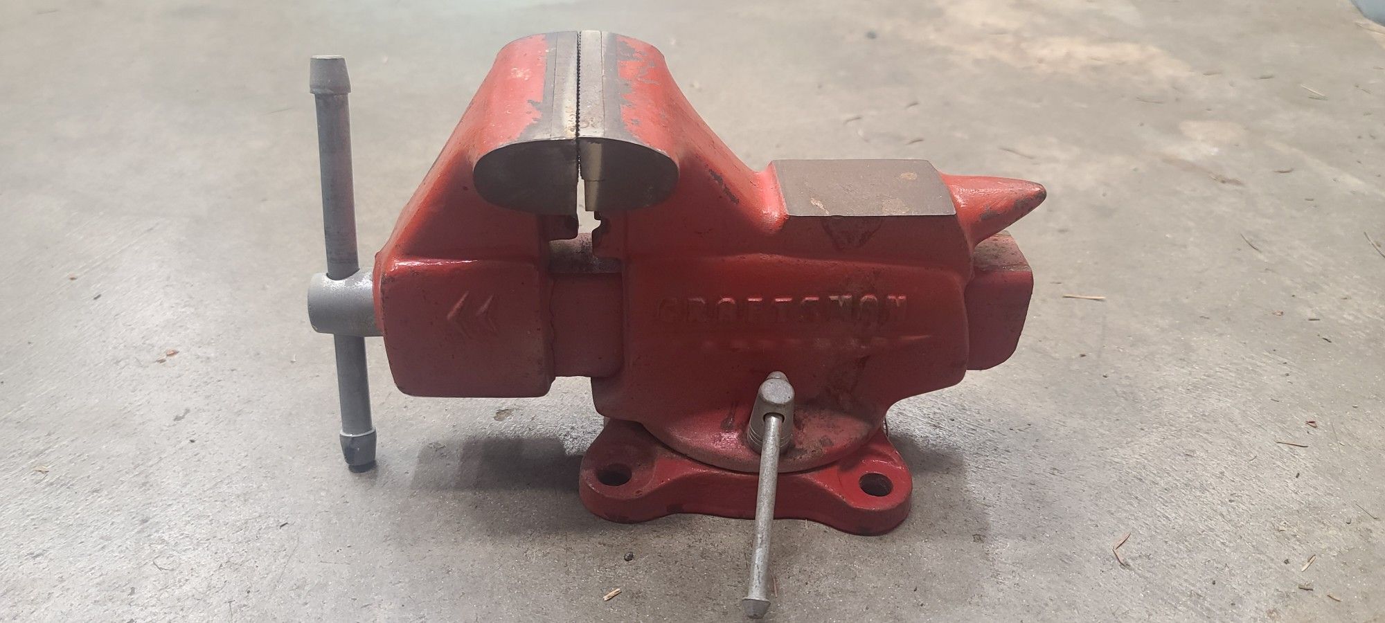 Nice Vintage Sears Craftsman 3 1/2" Swivel Bench Vice