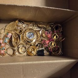 Tons Of Vintage Jewelry Is Not Gold But Will Not