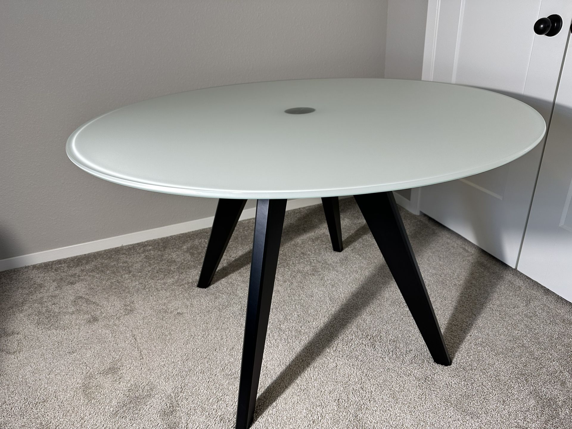 Mathis Brothers Custom 48” Glass Table