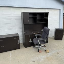 Office Desk With Chair And Filing Cabinet