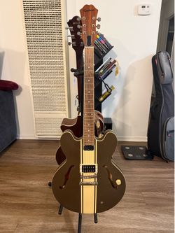 Epiphone “Tom DeLonge” Signature ES-333 Semi-Hollow Electric Guitar $1300 OBO