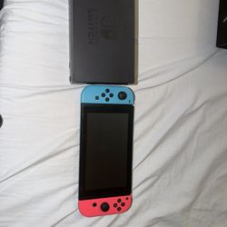 Nintendo Switch Like NEW
