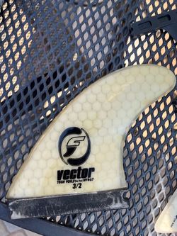 Tech foils vector surfboard fins