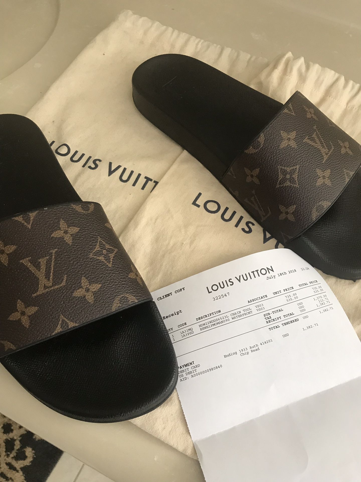 Louis Vuitton Fur Slippers (women) for Sale in Miami, FL - OfferUp