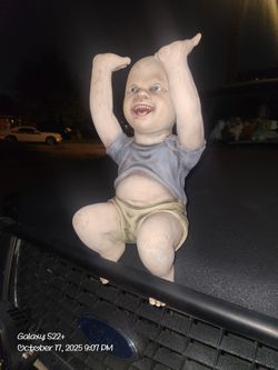 Zombie Halloween Baby 20$