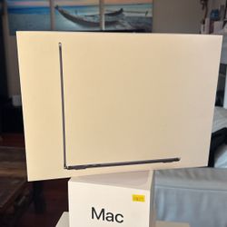 NIB - 13-inch MacBook Air M3 16GB/256GB