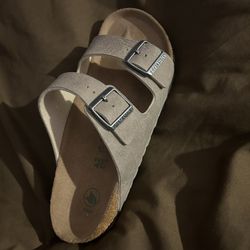 Vegan Arizona Birkenstocks!!