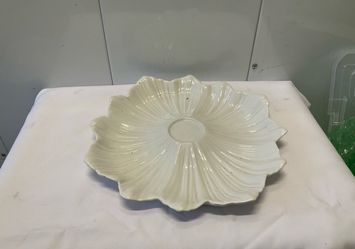Ceramic flower platter
