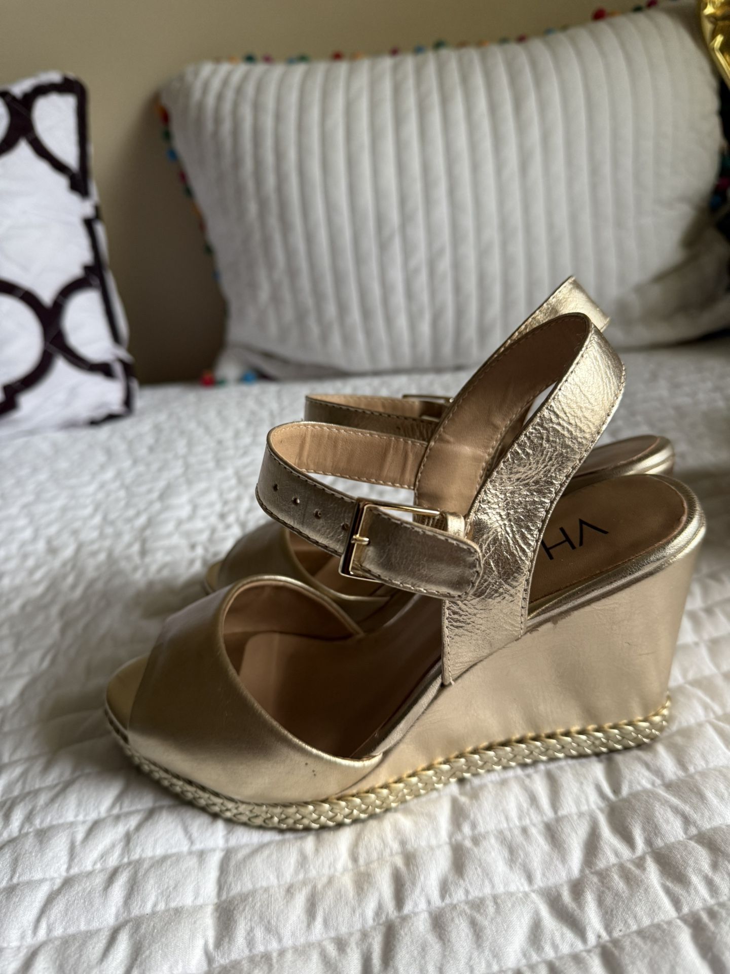 Women’s Sandals 