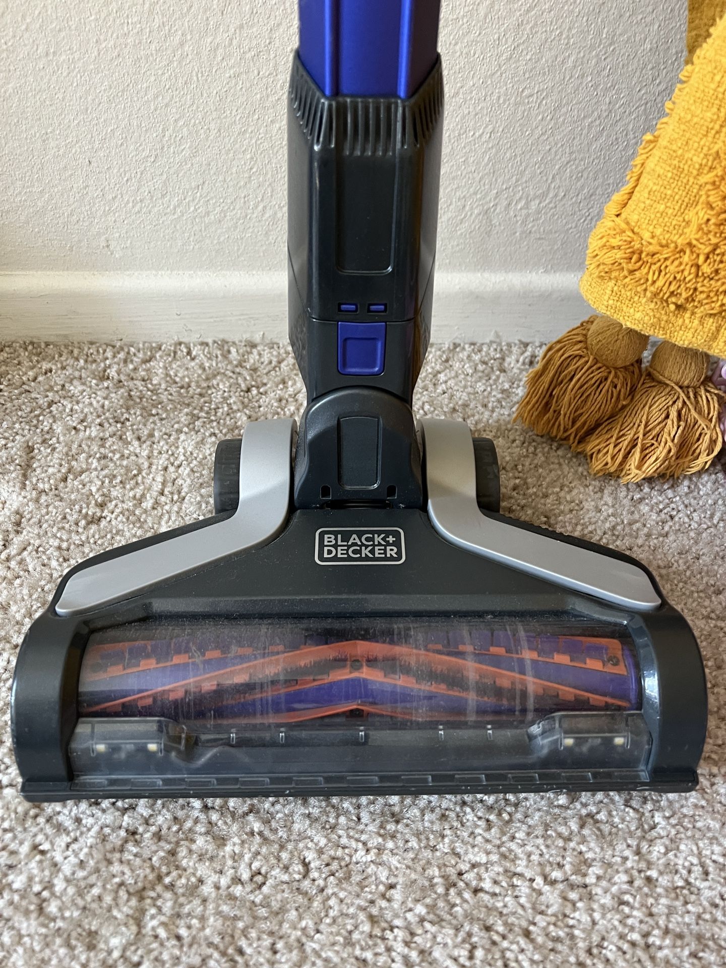 Black & Decker Power Series EXTREME Cordless Stick Vacuum, Gently Used for  Sale in Charlotte, NC - OfferUp