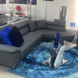 New Large Sectional (black,white,grey)