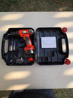 Black & Decker 9.6V Cordless Drill with Charger and Case