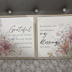 Set of 2 Framed Floral Wall Art 