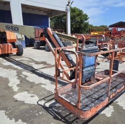 Boom Lift 86’ Telescopic 