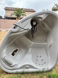 2013 Hot Spot TX 2-Person Hot Tub