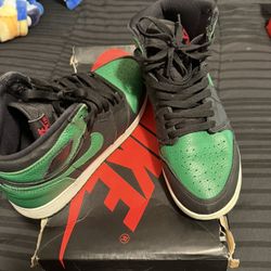 Air Jordan 1 Pine Green 2.0