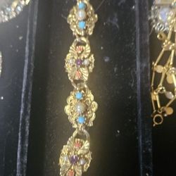 Antique bracelet with vintage genuine stonest