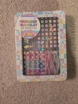 Friendship Bracelet DIY Kit Metal Tin Storage Container Girls Gift Craft Ages 6+