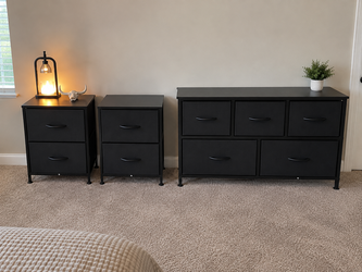 Set of 2 black nightstands with 5-drawer dresser