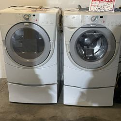 Whirlpool Duet Front Load Washer & Gas Dryer