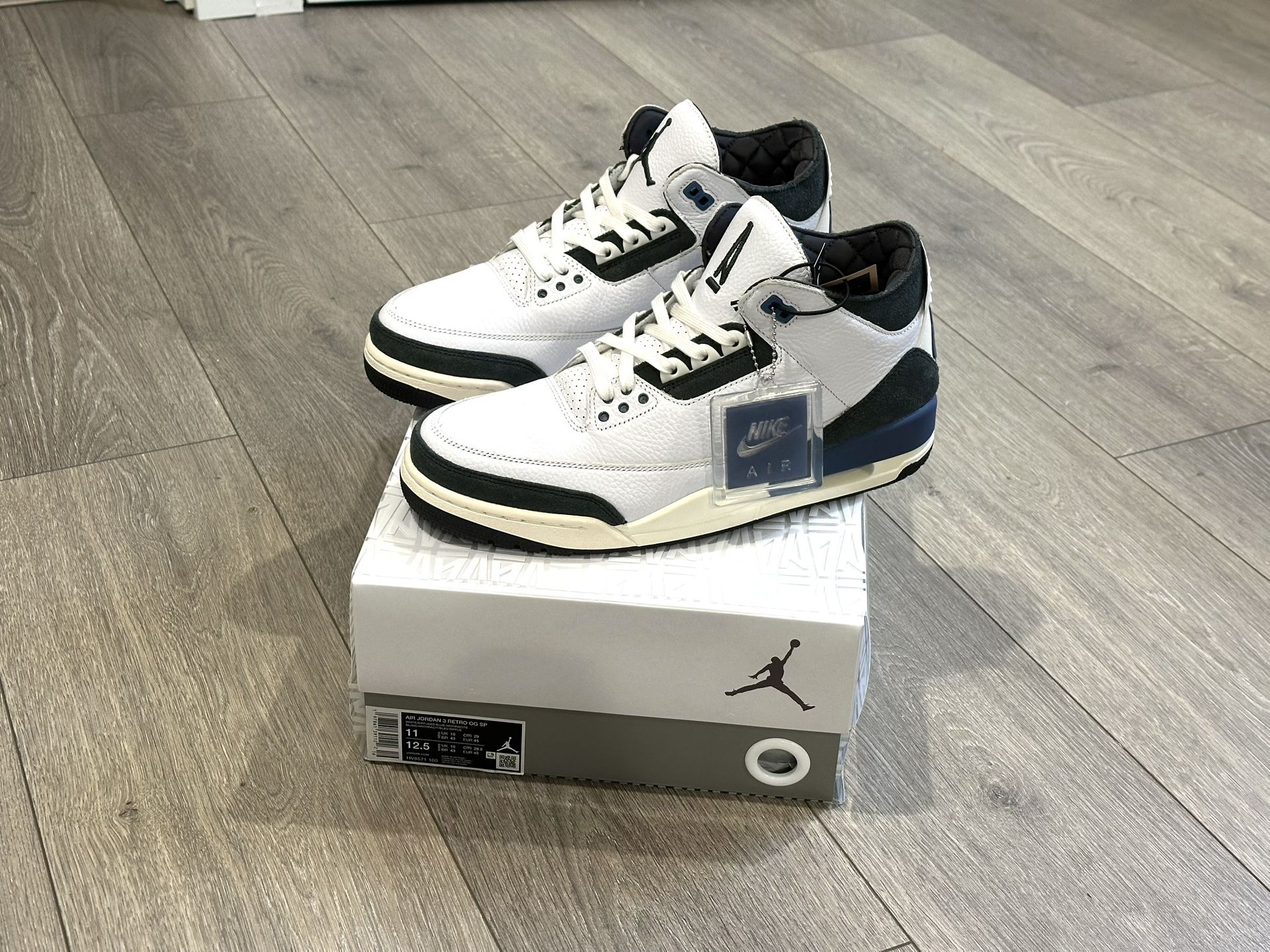 Nike Air Jordan 3 OG SP - A Ma Maniere For The Love - M 11