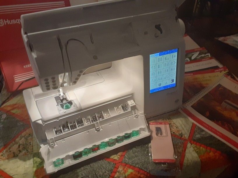 Husqvarna Viking Designer I Embroidery Sewing Machine for Sale in