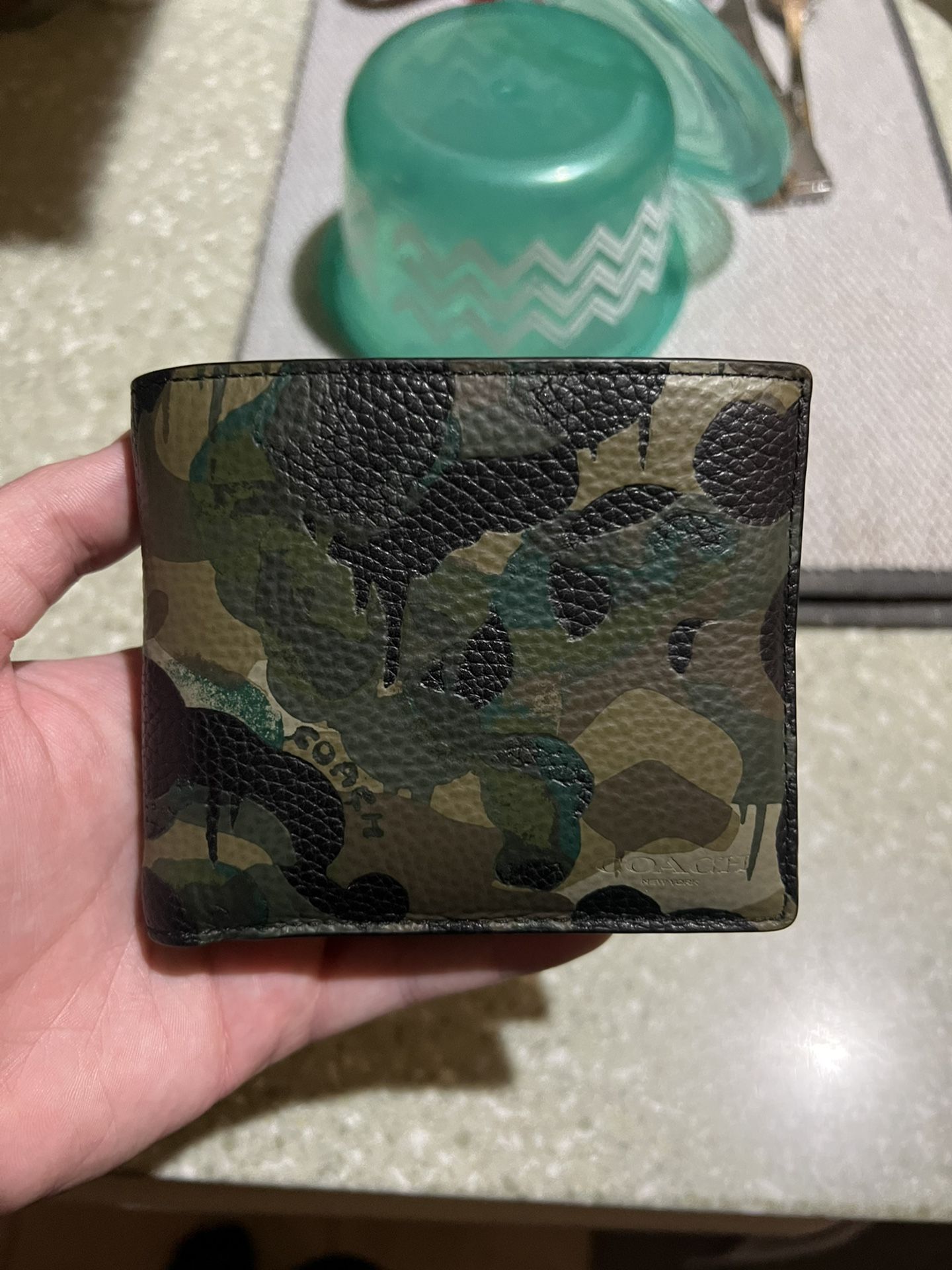 Louis Vuitton men's Bracelet for Sale in Henderson, NV - OfferUp