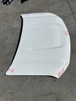 2022 Chevy Silverado hood