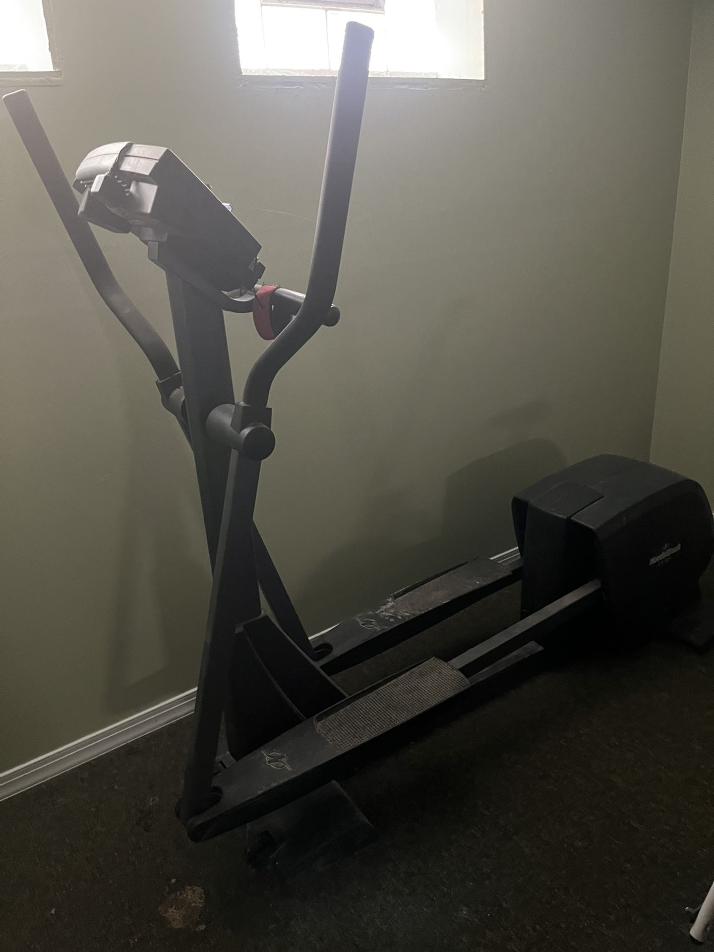 Elliptical machine