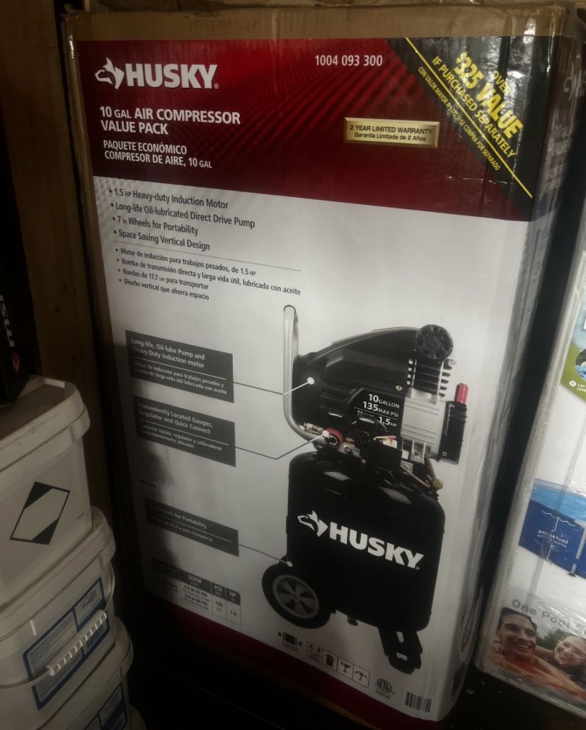 Husky 10gal Air Compressor with extra kit