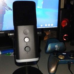 AM8 FiFine mic PC/PS5