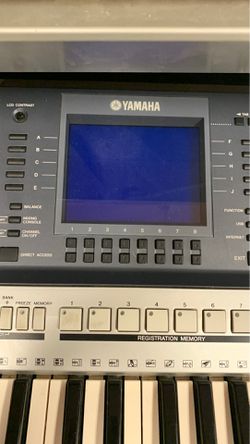 Yamaha PSR-S700