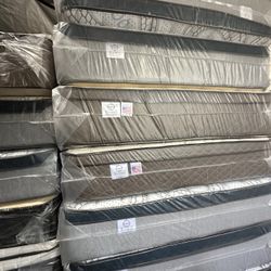 Queen Size Mattress Pillow Top 12”        Brand New Mattress In a Plastic Sealed.       We Offer.    Same Day Delivery 