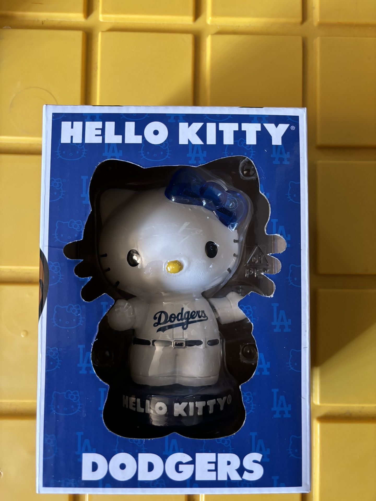 MLB Dodgers Hello Kitty Light Up Bobblehead