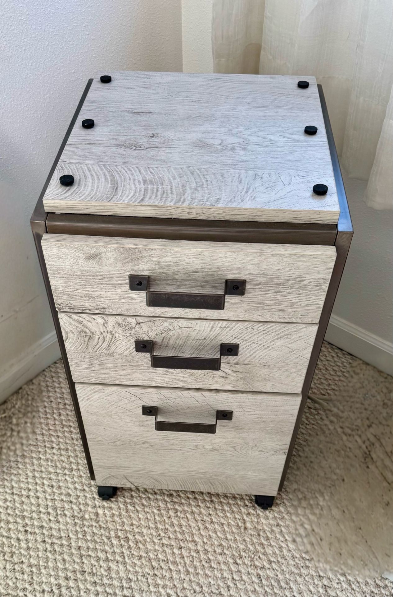 15.75” Wide 3 Drawer Mobile File Cabinet