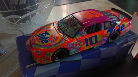nascar ricky rudd collectors car
