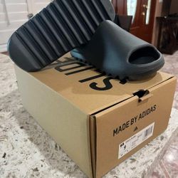 Yeezy Slides Size Men's 8 Mens 9