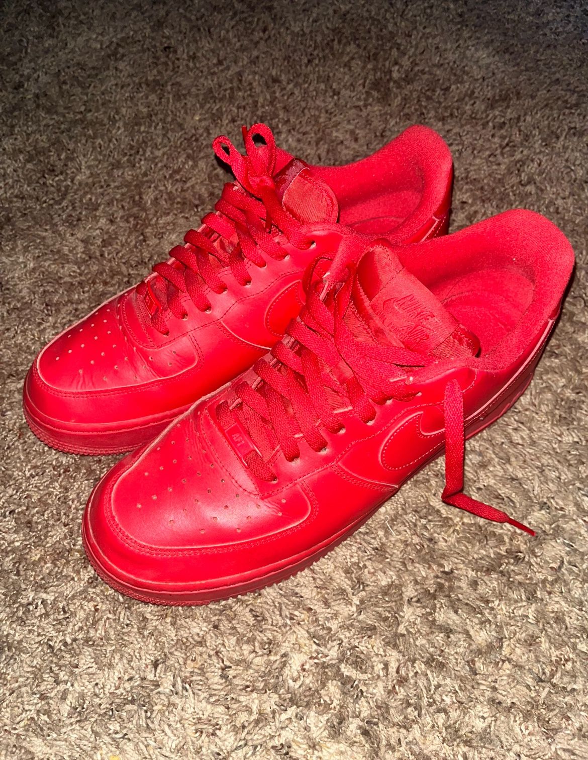 Red Nike AF1