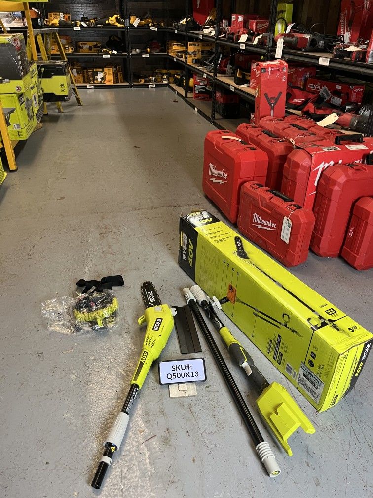 USED Ryobi 40V 10 in. Cordless Pole Saw (Tool Only) RY40506BTL