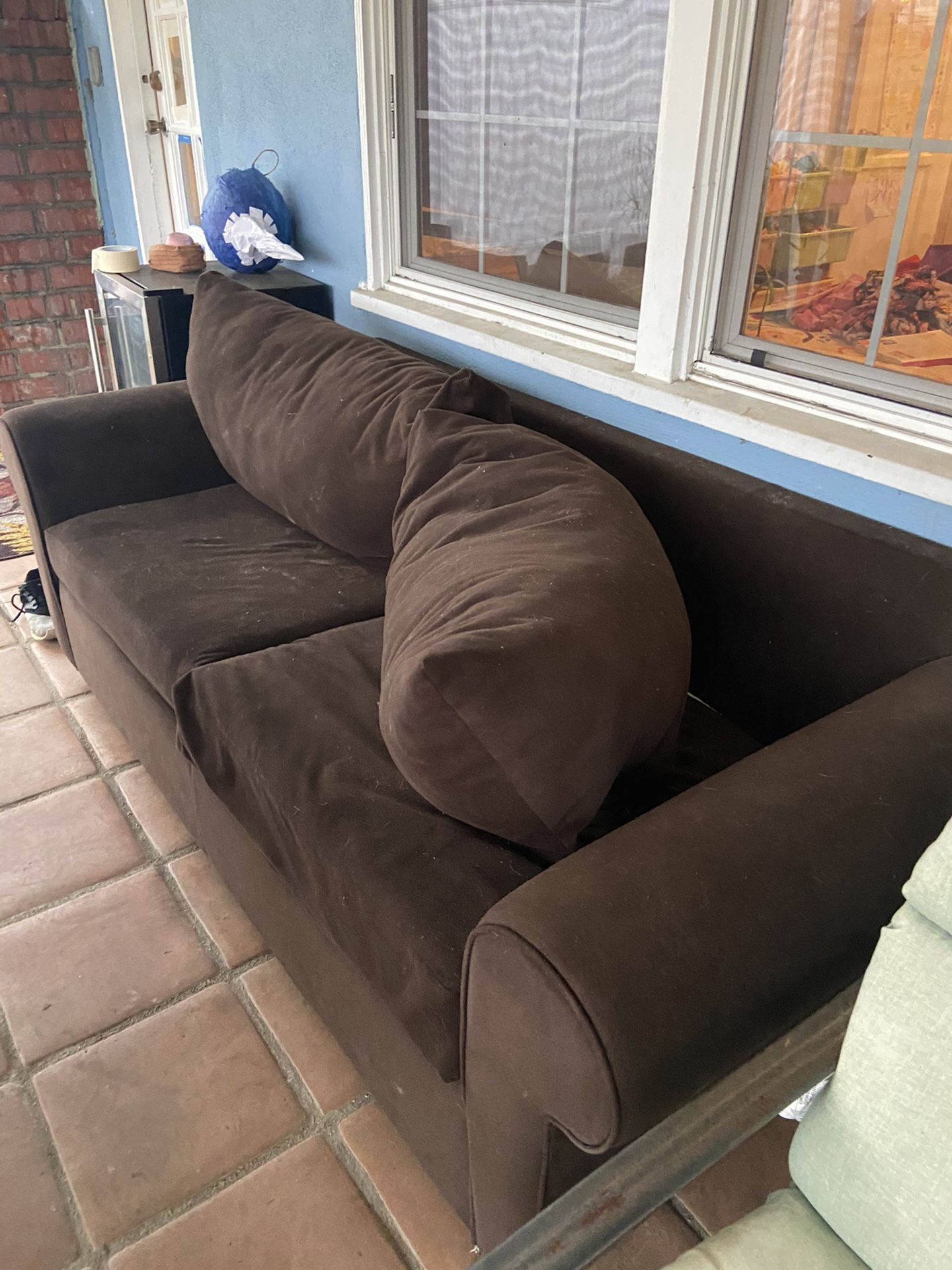 Couch bed ! 76’ L X 36’ W X 30’ H