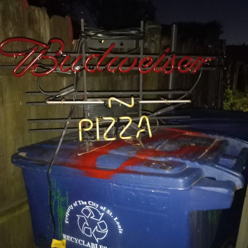 Budweiser & Pizza Neon Sign