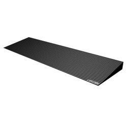 LIEKUMM 90 x 4.5 cm Rubber Wheelchair Ramp Load 500 kg Rise Non-Slip Surface Threshold Ramp for Wheelchair Sleeves, Door Openings and Bathrooms